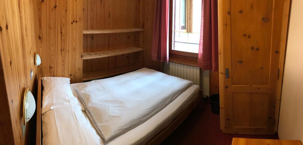 Garni La Casetta Hotell Livigno Exteriör bild