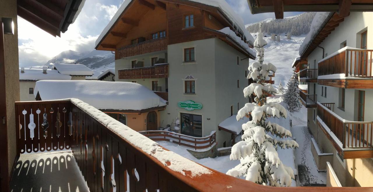 Garni La Casetta Hotell Livigno Exteriör bild